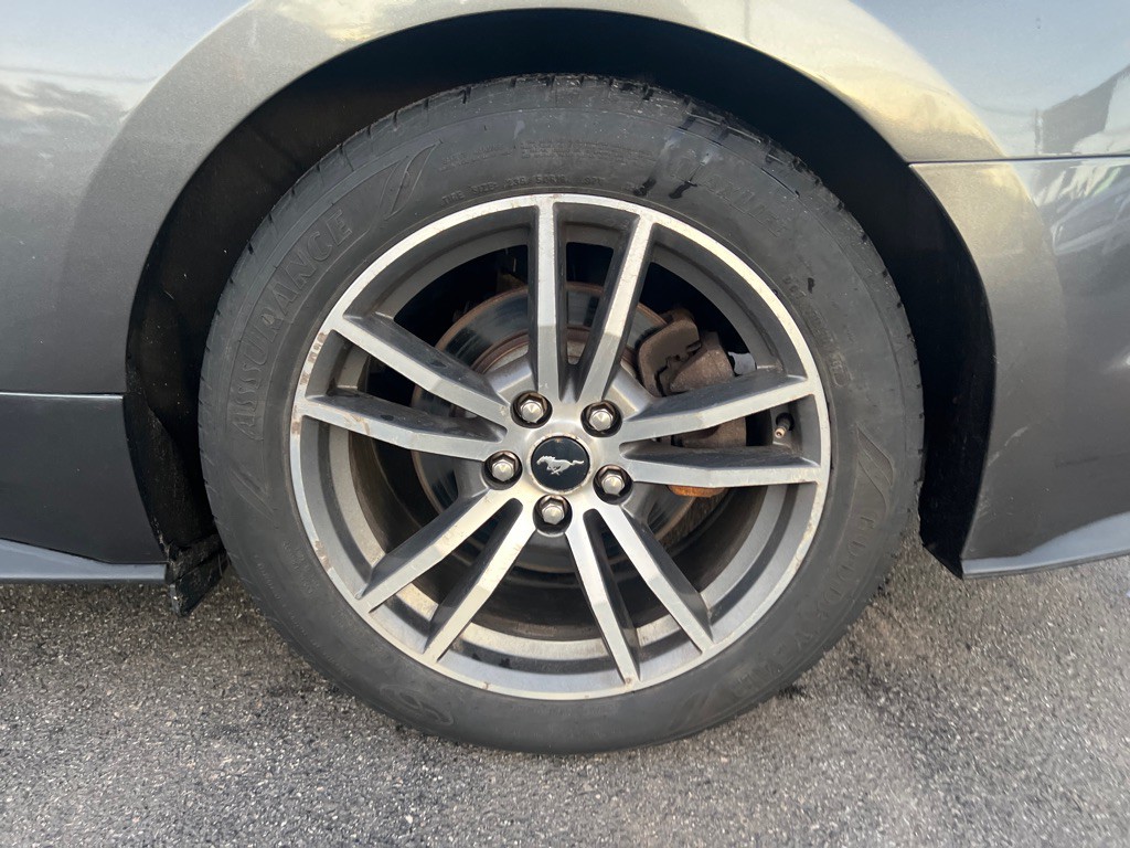 2015 Ford Mustang Image 27