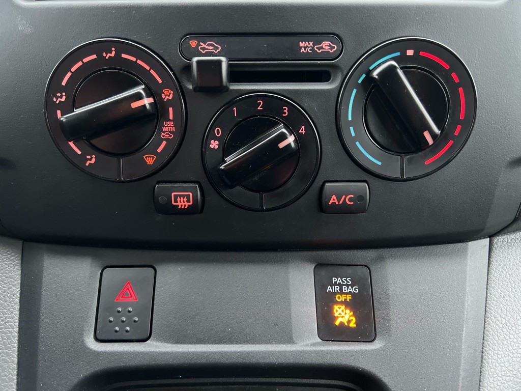 2020 Nissan NV200 Image 21
