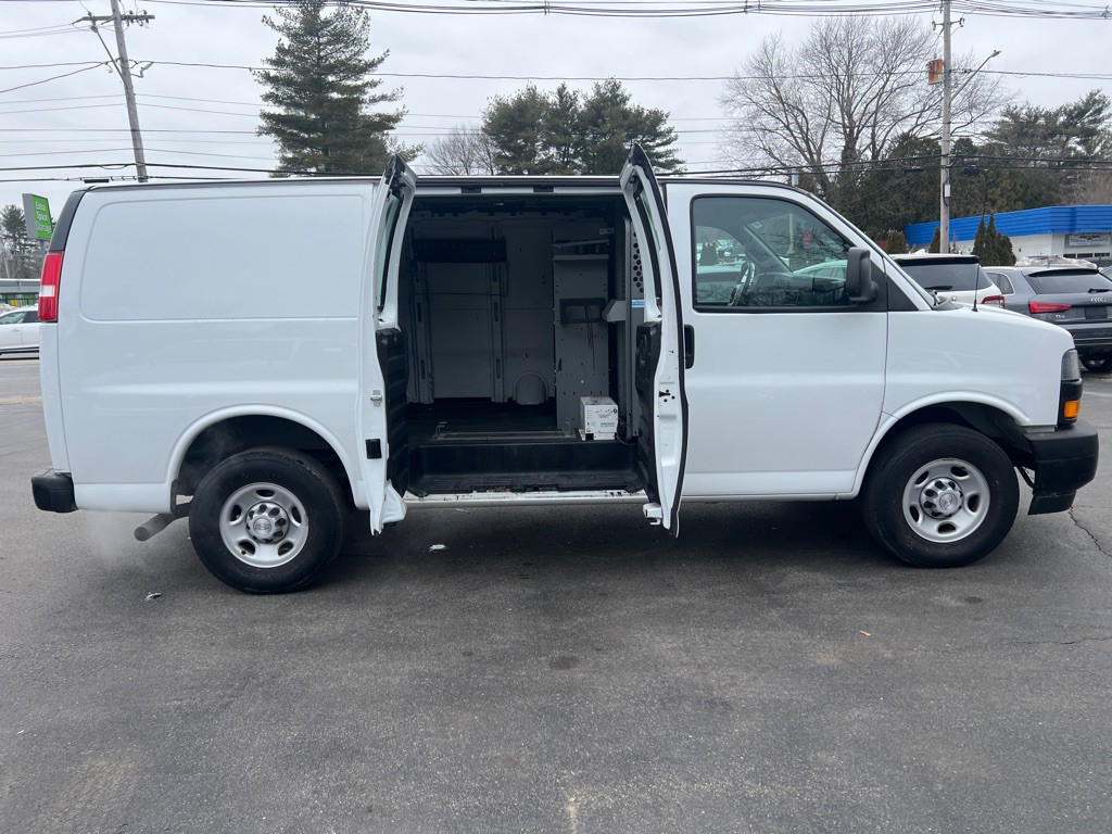 2019 Chevrolet Express Image 12