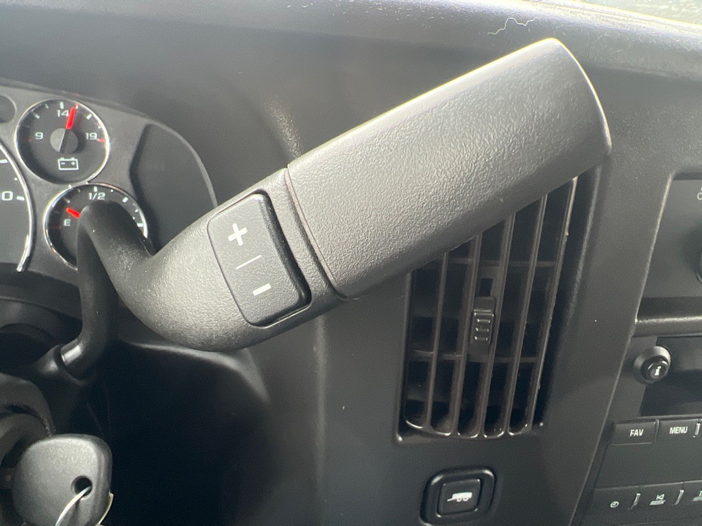 2019 Chevrolet Express Image 20