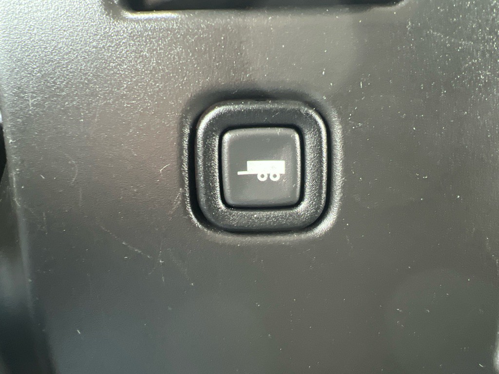 2019 Chevrolet Express Image 21