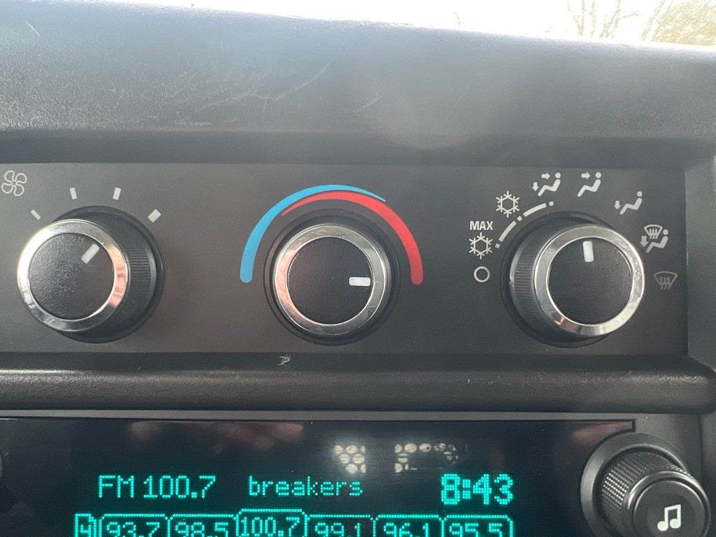 2019 Chevrolet Express Image 23