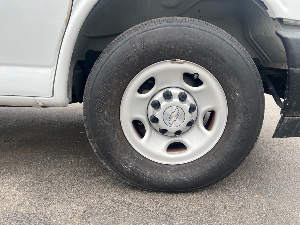 2019 Chevrolet Express Image 28