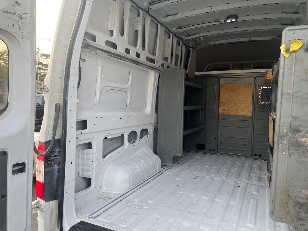 2015 Nissan NV Image 6