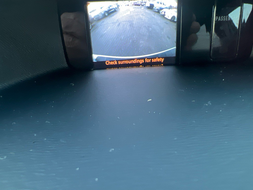 2014 Toyota Sienna Image 25