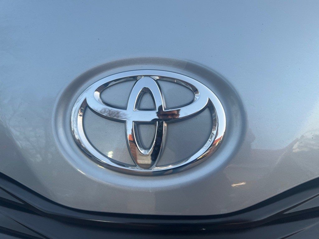 2014 Toyota Sienna Image 33