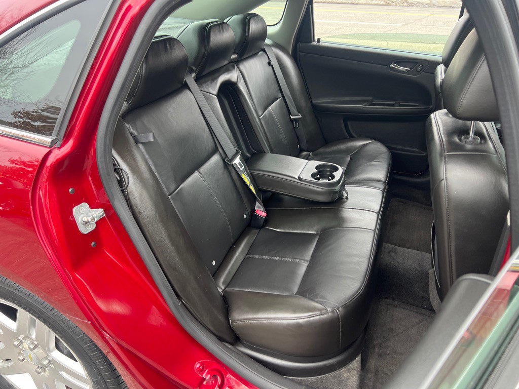 2008 Chevrolet Impala Image 15