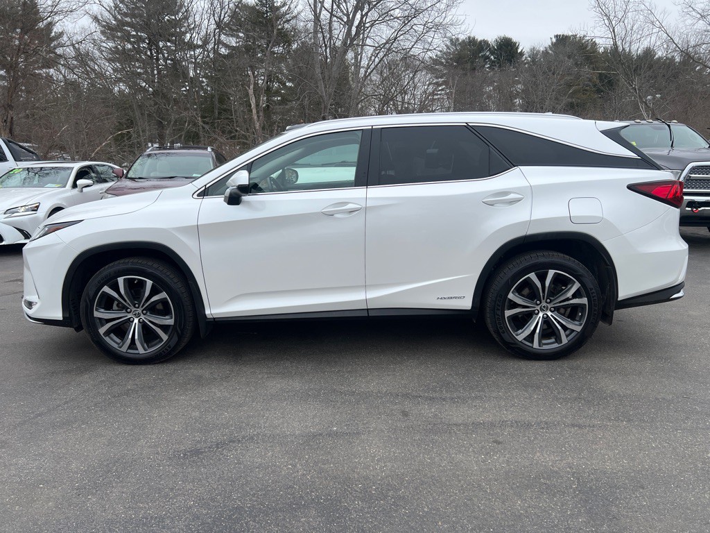 2022 Lexus RX 450h Image 2