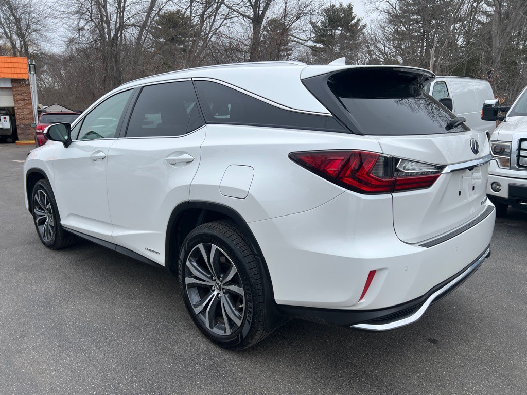 2022 Lexus RX 450h Image 3