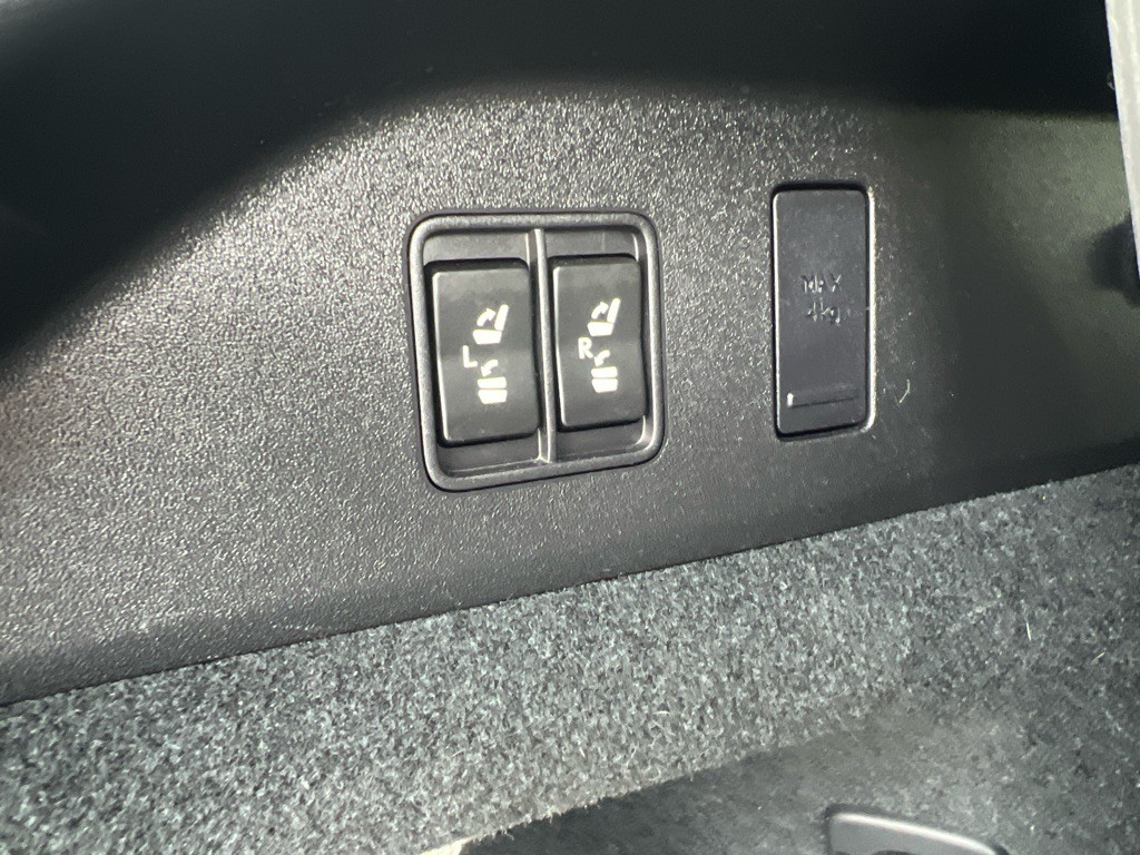 2022 Lexus RX 450h Image 7