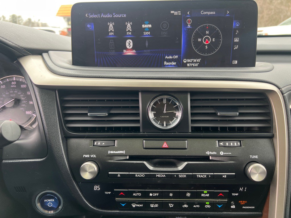 2022 Lexus RX 450h Image 35