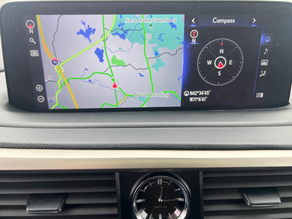 2022 Lexus RX 450h Image 37