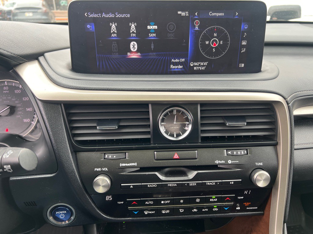 2022 Lexus RX 450h Image 38