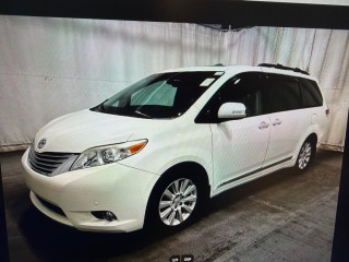 Image for 2014 Toyota Sienna  ID: 7293511