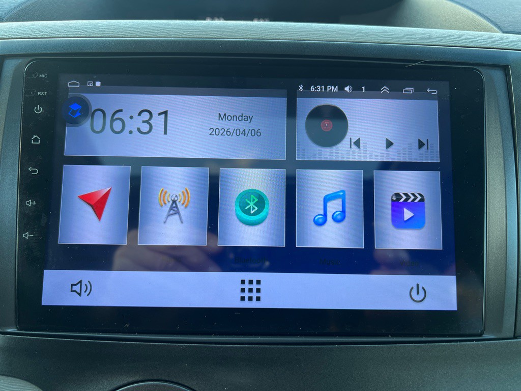 2014 Toyota Sienna Image 27