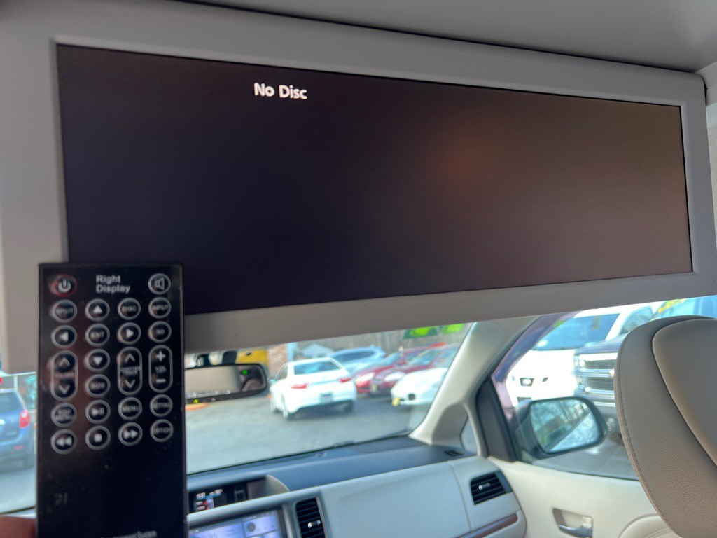 2014 Toyota Sienna Image 29