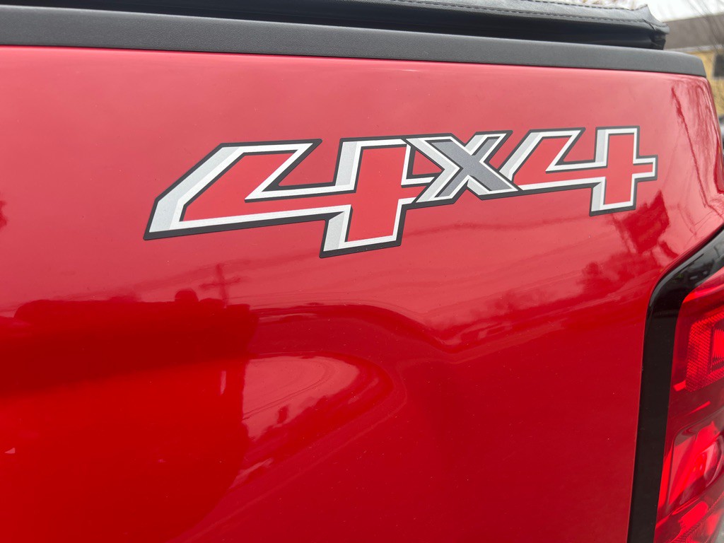 2015 Chevrolet Silverado 1500 Image 43