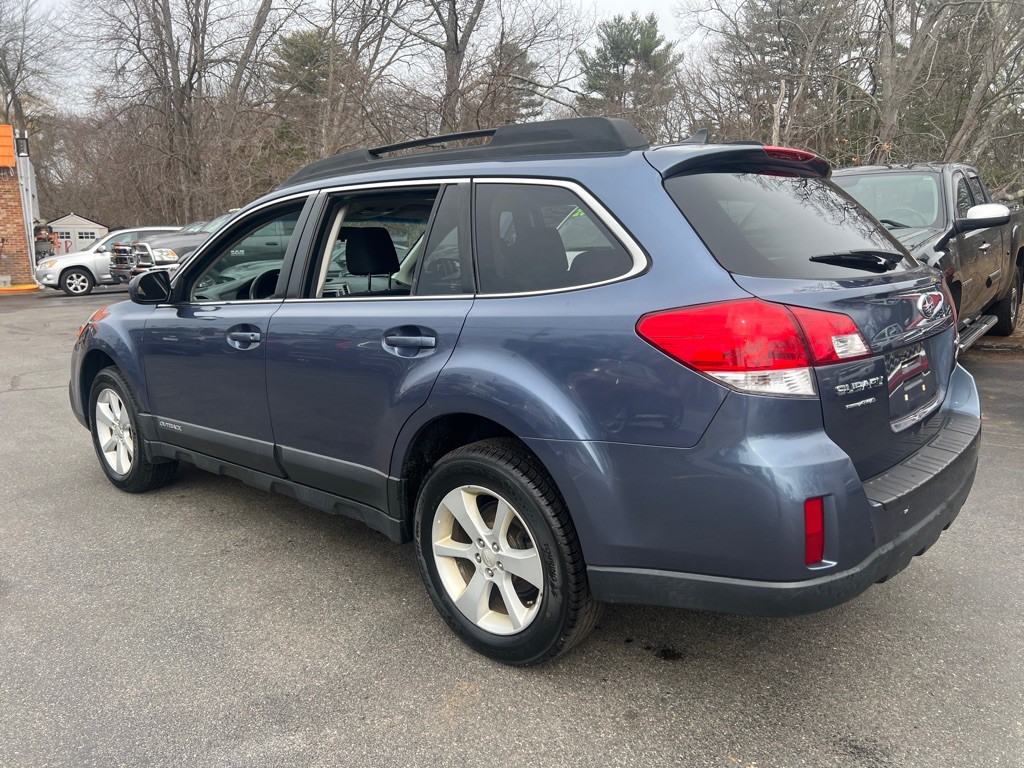 2014 Subaru Outback Image 3