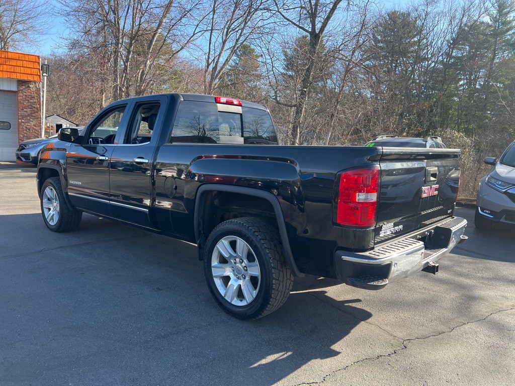 2015 GMC Sierra Image 3