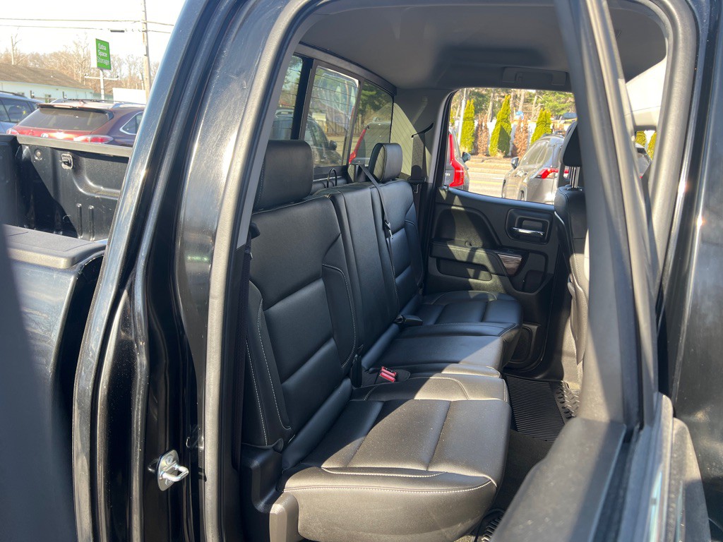 2015 GMC Sierra Image 16