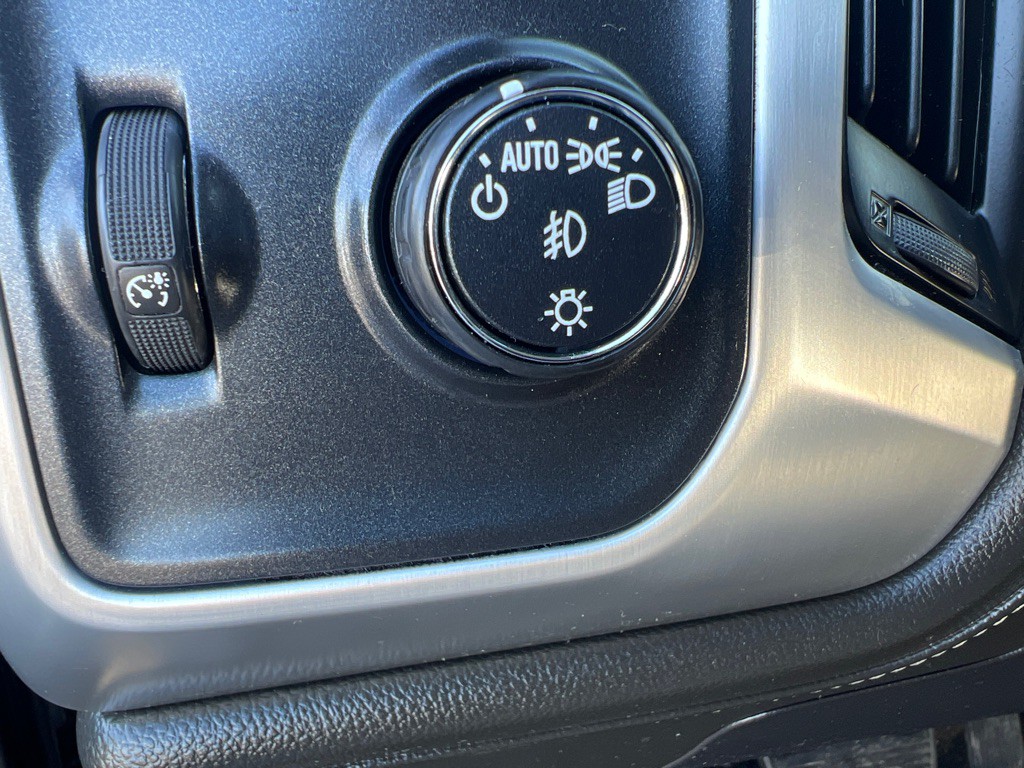 2015 GMC Sierra Image 19