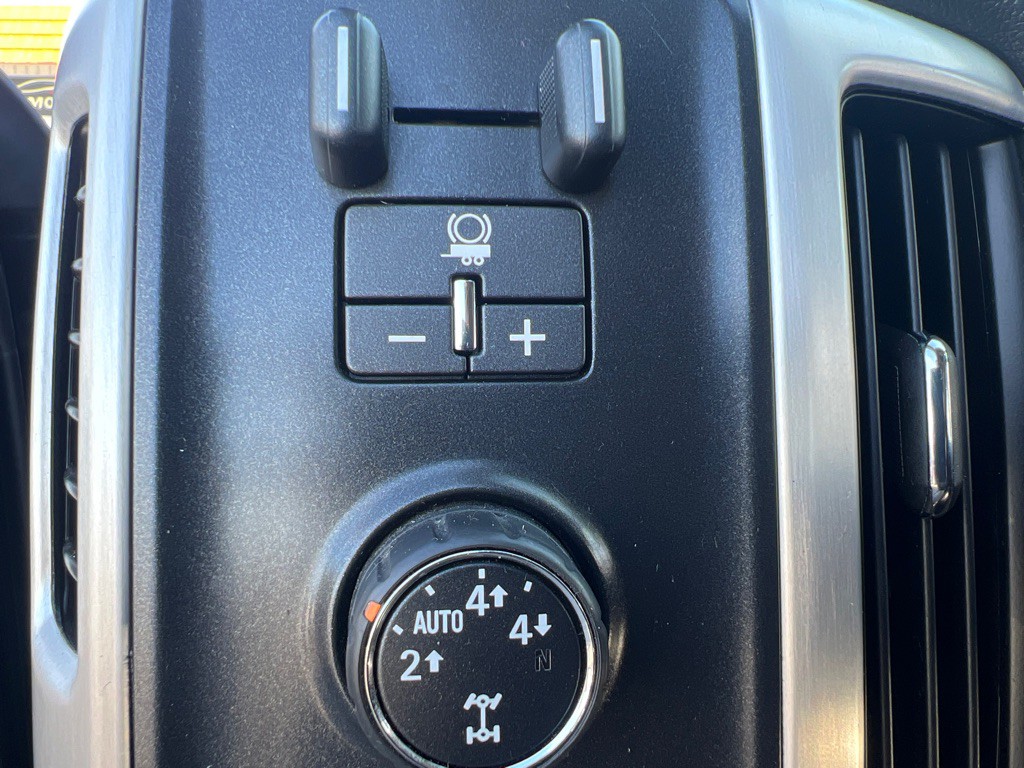2015 GMC Sierra Image 21