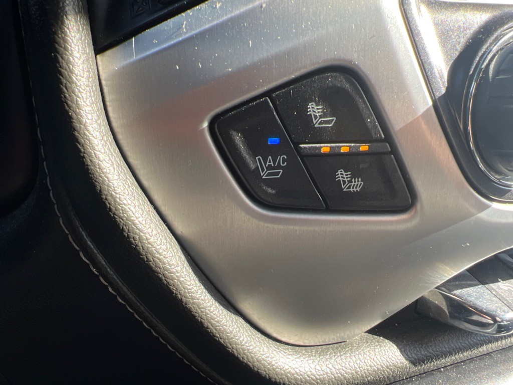 2015 GMC Sierra Image 25