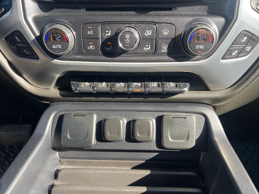 2015 GMC Sierra Image 28
