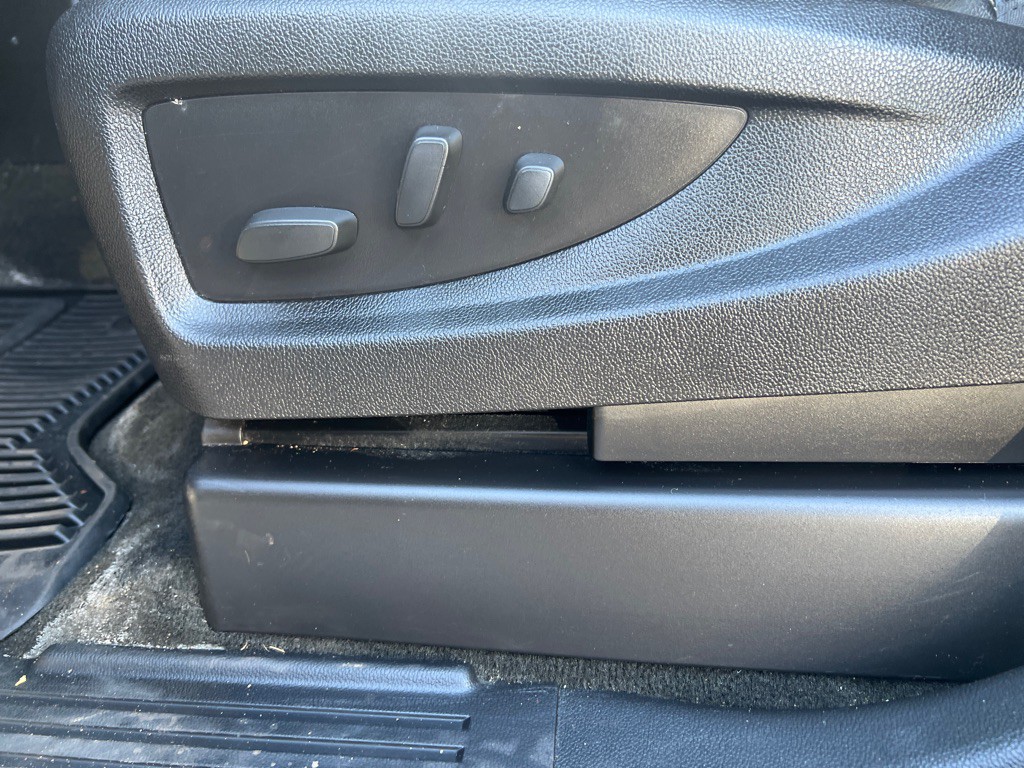 2015 GMC Sierra Image 33