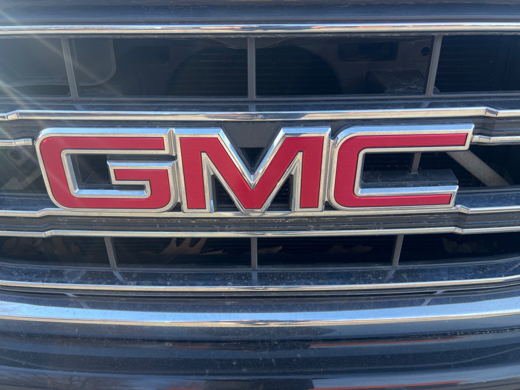 2015 GMC Sierra Image 39