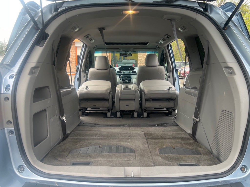 2012 Honda Odyssey Image 5