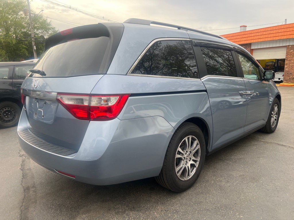 2012 Honda Odyssey Image 8