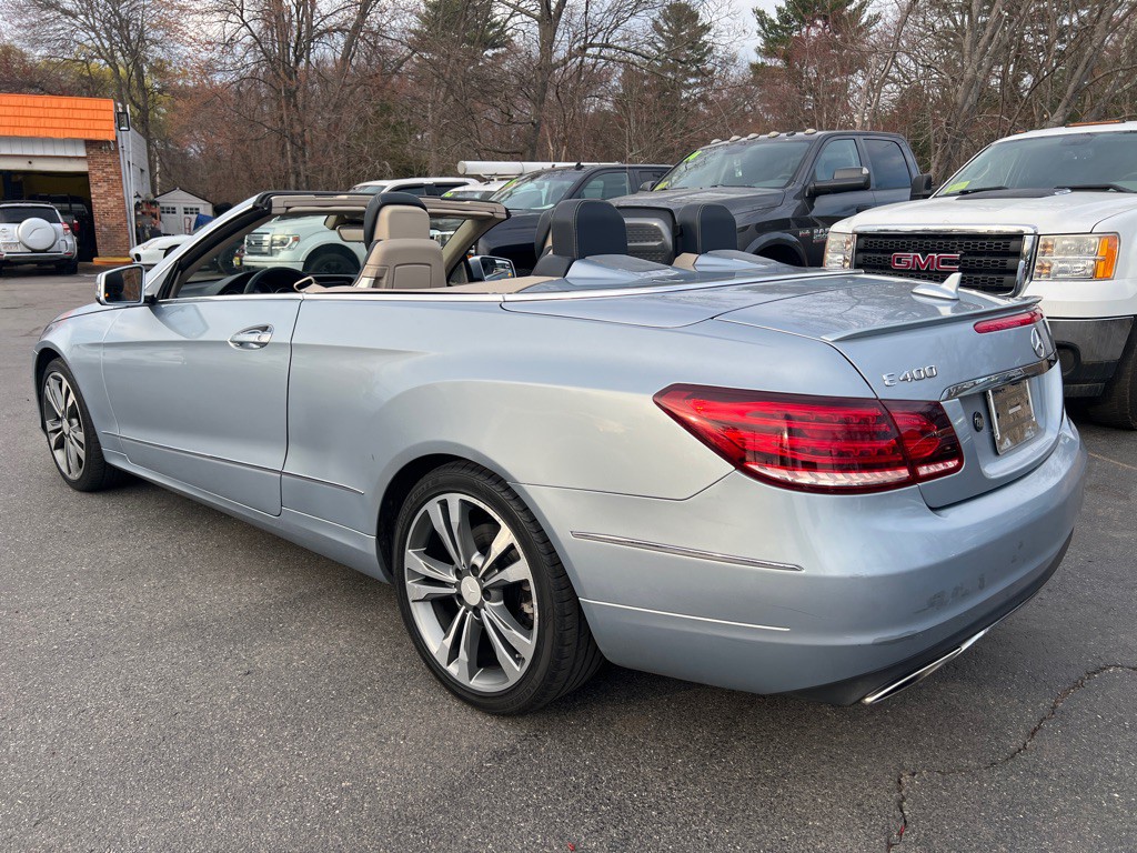 2016 Mercedes-Benz E-Class Image 3