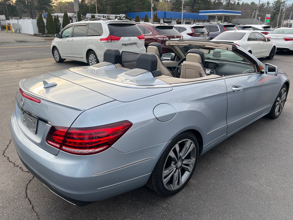 2016 Mercedes-Benz E-Class Image 7