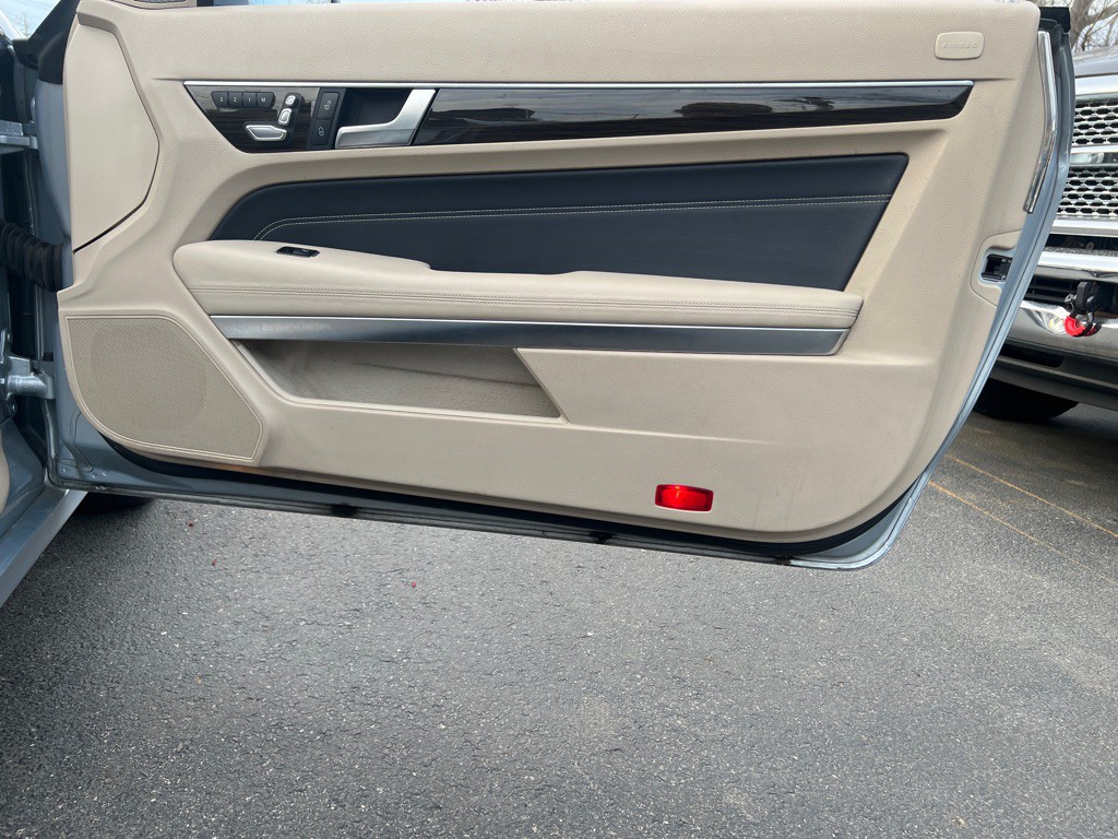 2016 Mercedes-Benz E-Class Image 11