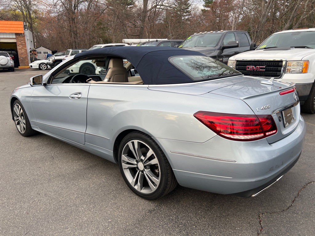 2016 Mercedes-Benz E-Class Image 35