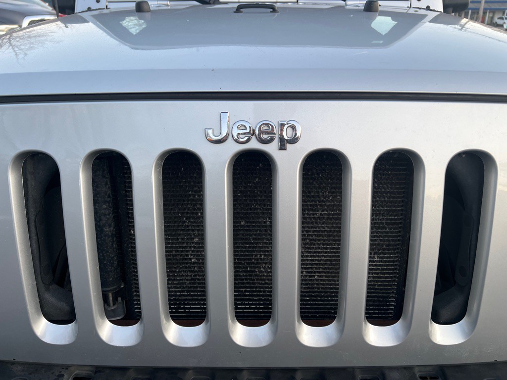2011 Jeep Wrangler Unlimited Image 38