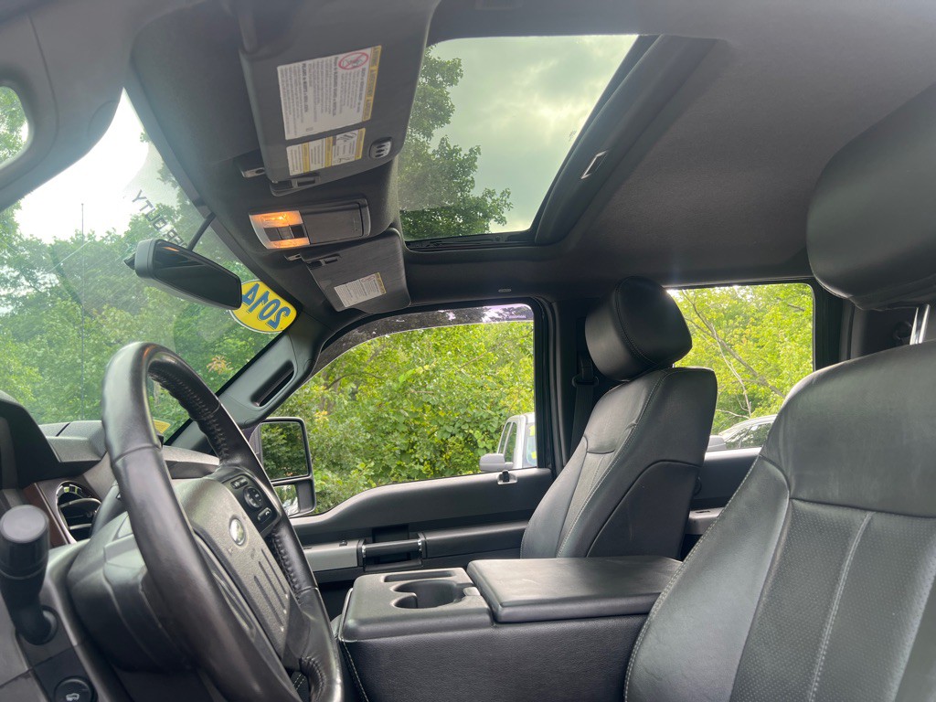 2014 Ford F-250 Image 32