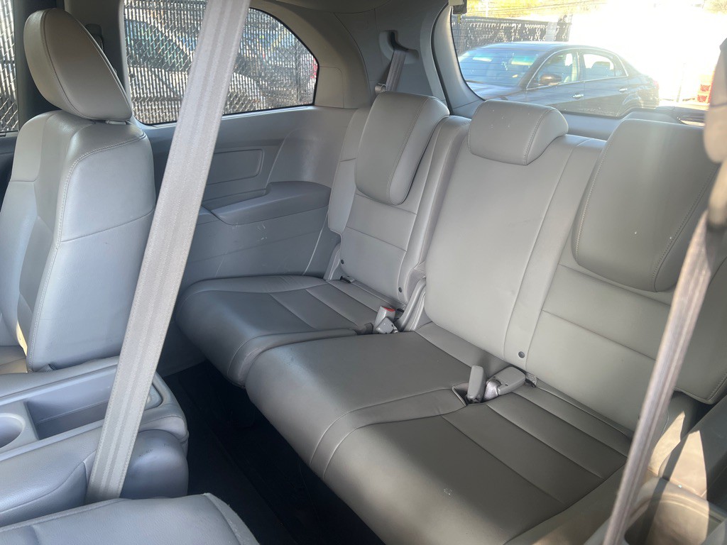 2014 Honda Odyssey Image 31