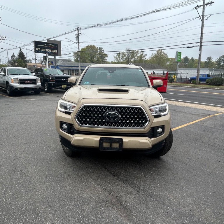 2018 Toyota Tacoma Image 5
