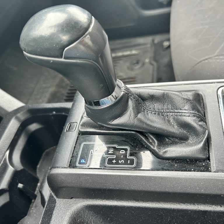 2018 Toyota Tacoma Image 15