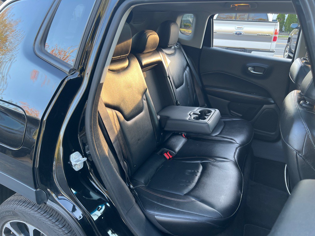 2018 Jeep Compass Image 18