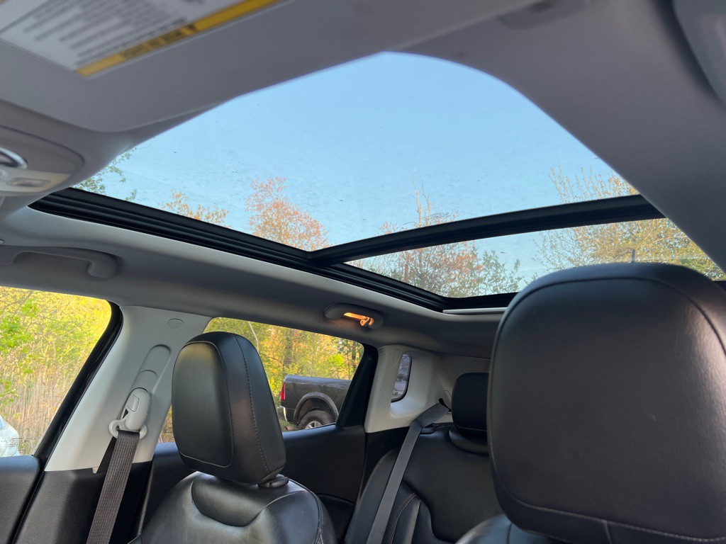 2018 Jeep Compass Image 35