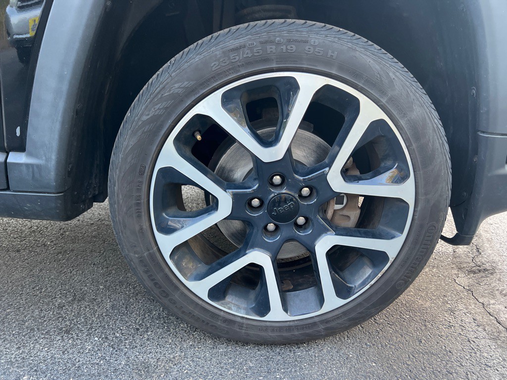 2018 Jeep Compass Image 39