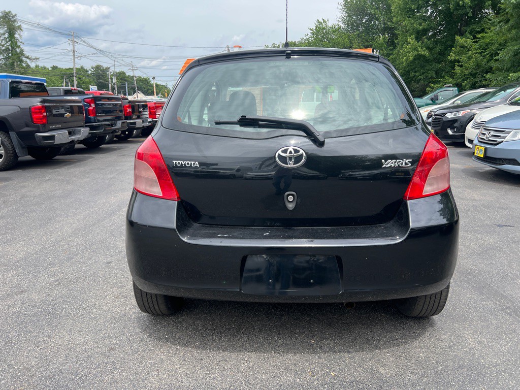 2007 Toyota Yaris Image 4