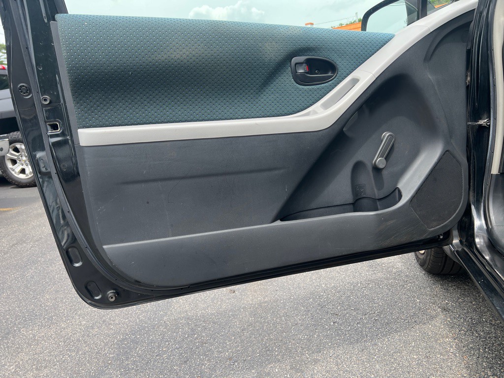 2007 Toyota Yaris Image 10