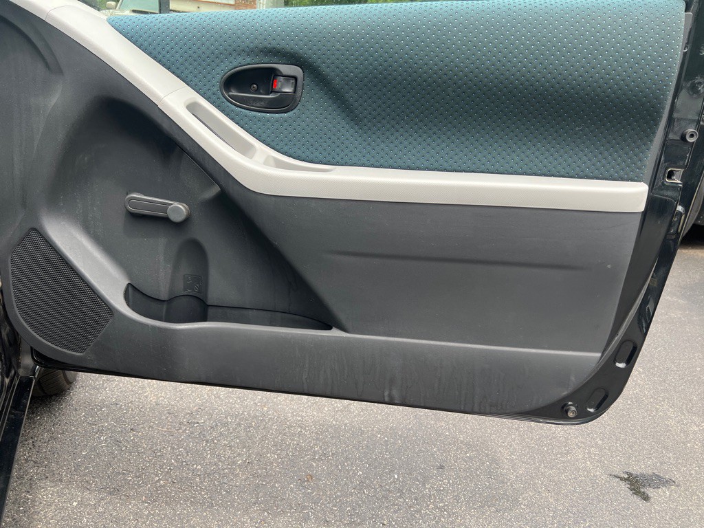 2007 Toyota Yaris Image 12