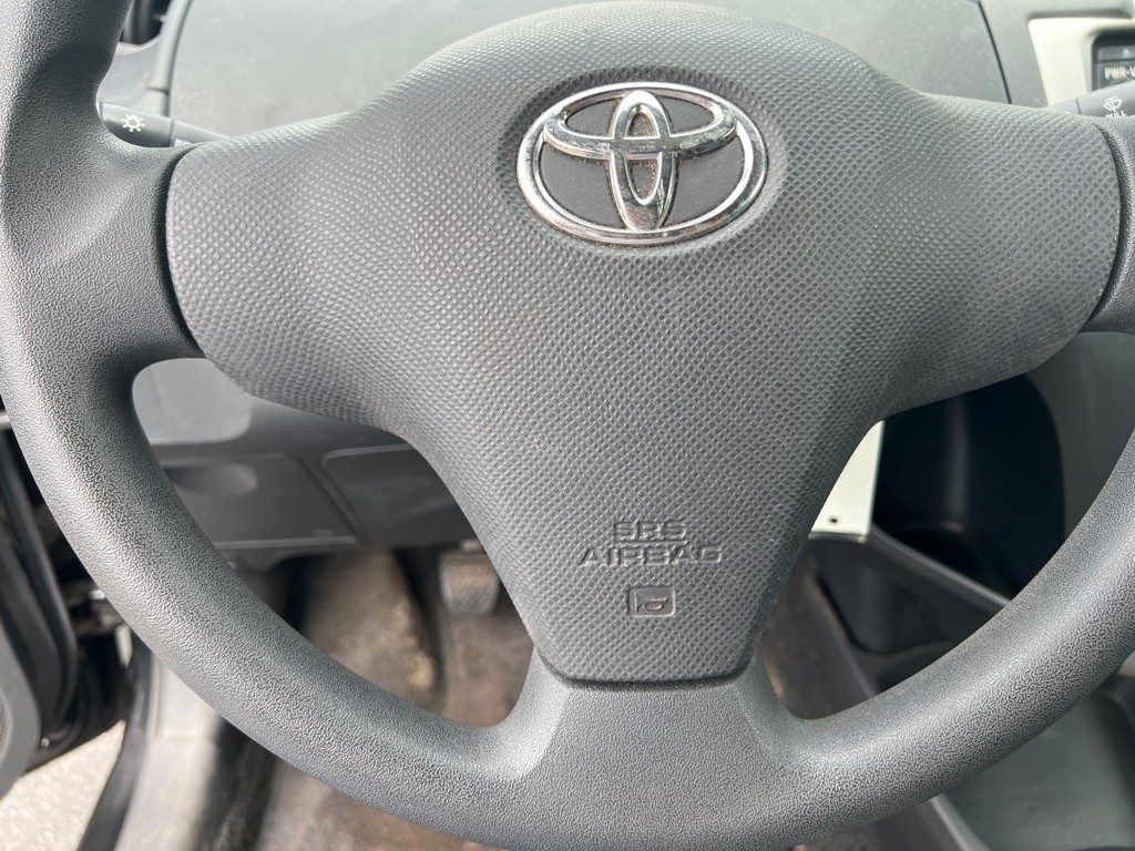 2007 Toyota Yaris Image 17