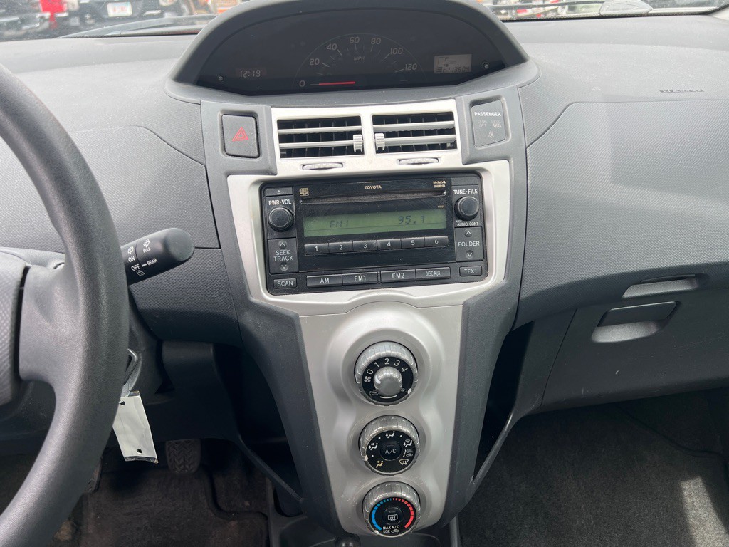 2007 Toyota Yaris Image 21