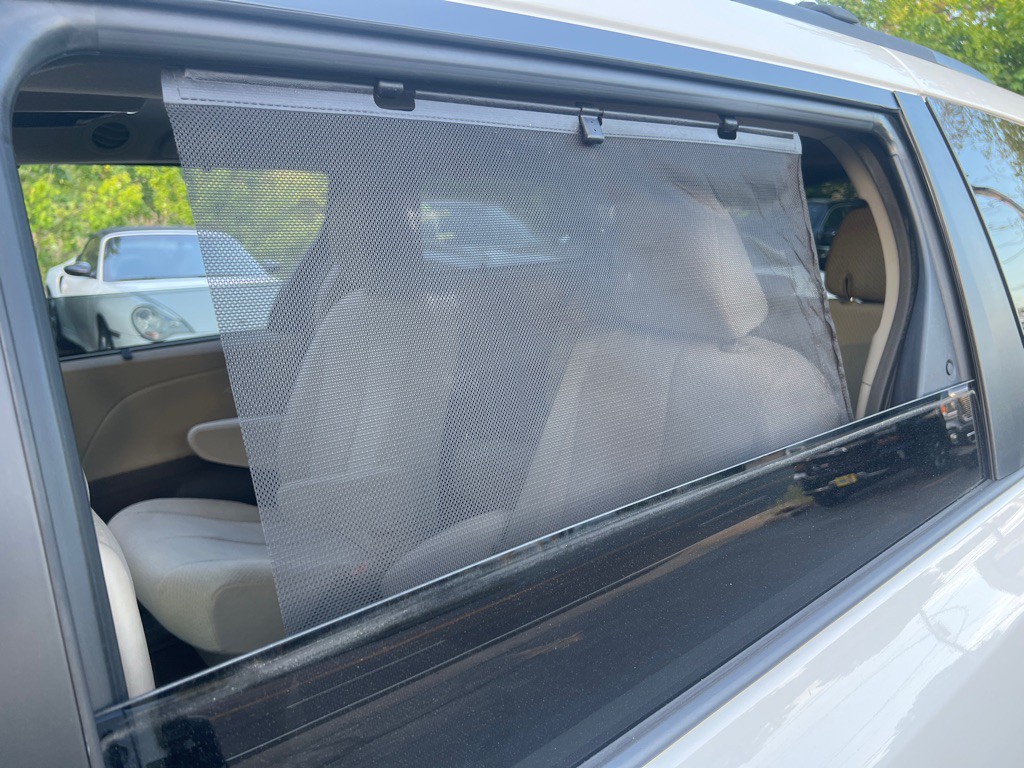 2012 Toyota Sienna Image 16